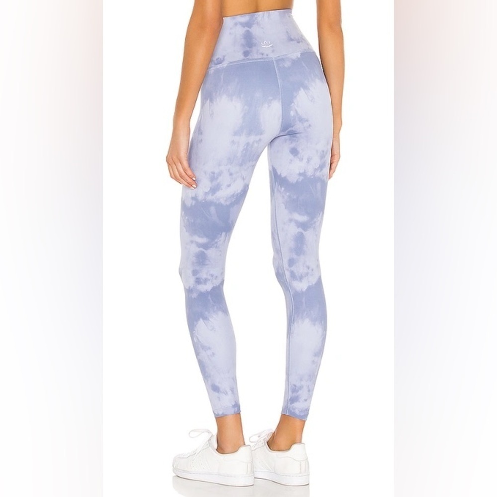 Beyond Yoga Women's Blue Tie-Dye Leggings